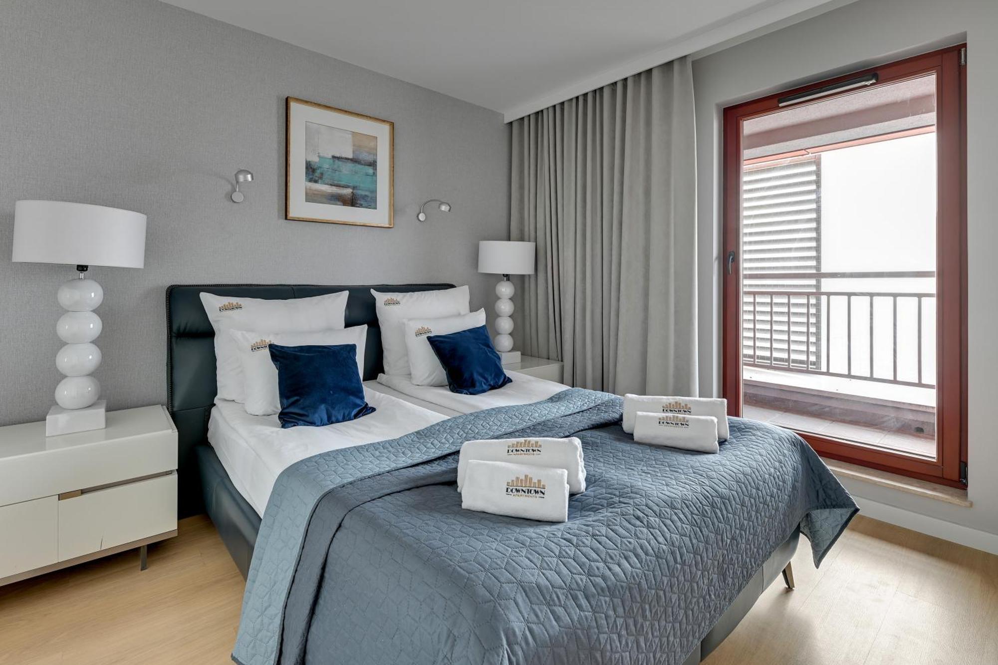 Waterlane Island - Riverview Pool, Spa, Gym & Parking By Downtown Apartments กดัญสก์ ภายนอก รูปภาพ